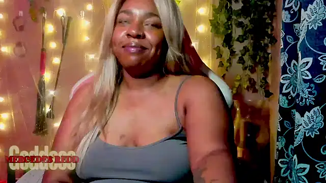 Goddess MercedesRedd online show from June 6, 1:50 pm