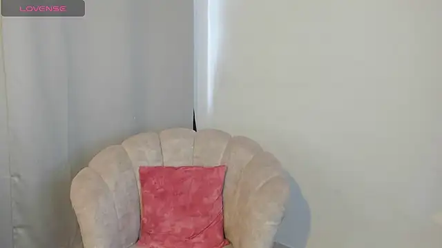 IVONE ASHAR online show from April 14, 2:39 pm