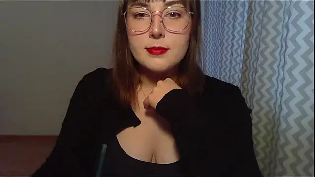 ClaraHard online show from June 15, 5:46 pm