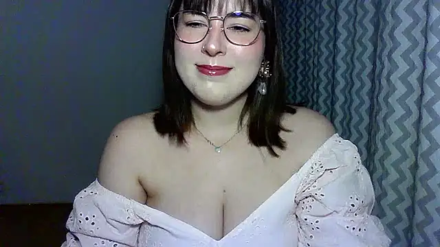 ClaraHard online show from July 5, 7:19 pm