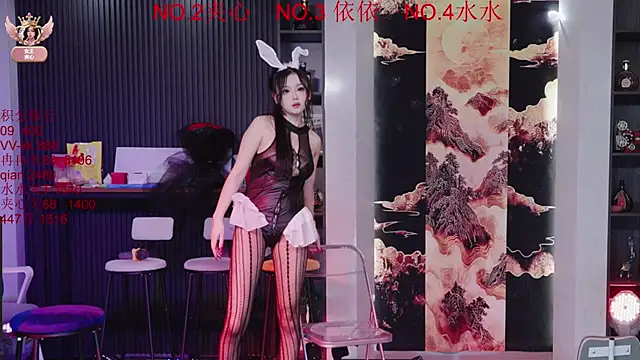 98K 001 online show from March 18, 12:10 pm