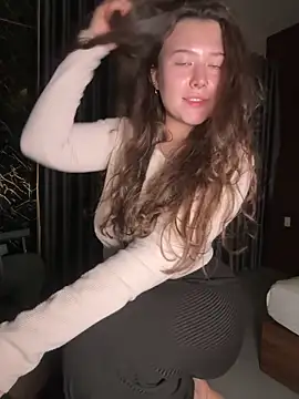 KristieKitty online show from June 10, 12:48 pm