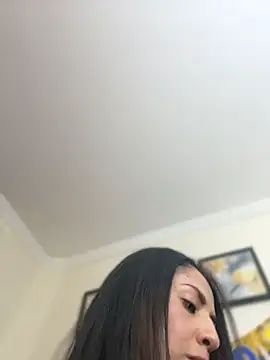 SamanthaWalker  online show from July 12, 6:09 pm