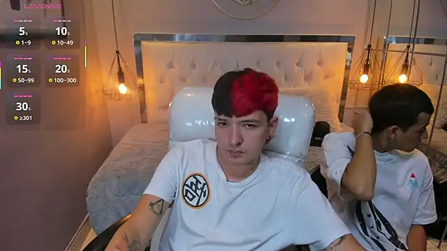 Santiago morgan online show from March 31, 10:32 pm