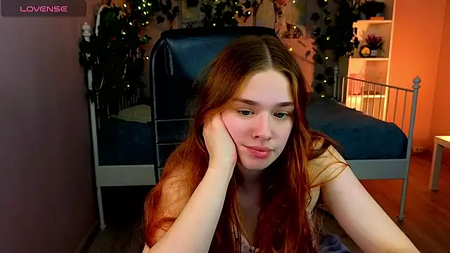 TiffanyVex online show from March 26, 3:25 pm