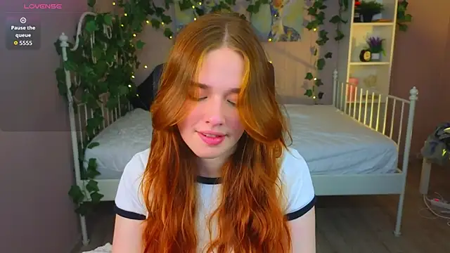 TiffanyVex online show from May 28, 3:54 pm