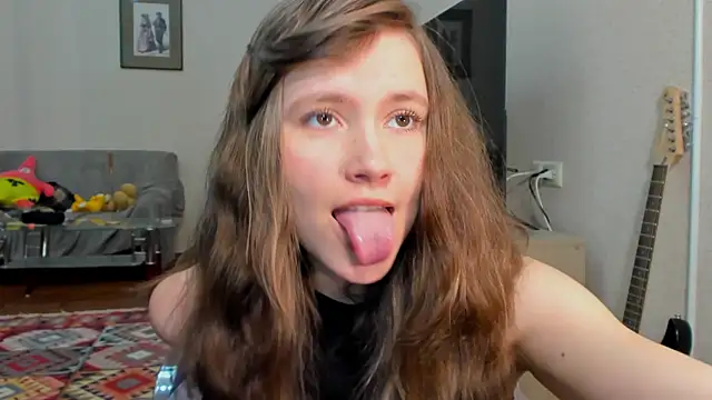 MaryannSofts online show from April 10, 3:29 pm