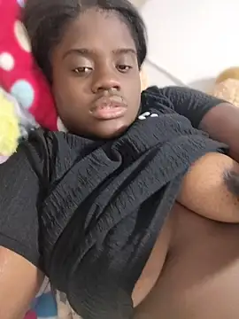 YourLiaa  online show from March 28, 3:28 am