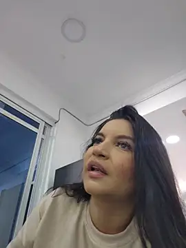 Pretty Julieta online show from April 2, 9:12 pm