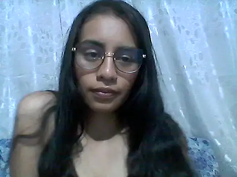 Amyblack22 online show from April 23, 4:42 am