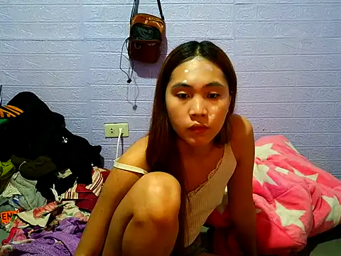 aina2003 online show from May 31, 4:18 am