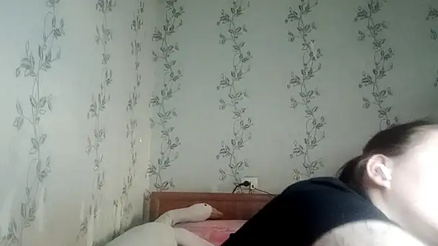 symmetryinvoid online show from March 24, 8:09 am