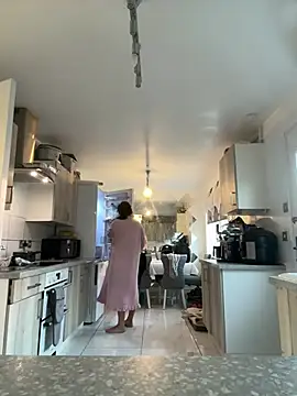 BunnyBallyX online show from March 28, 6:24 am