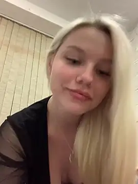 Sweet Ria online show from June 26, 8:10 pm