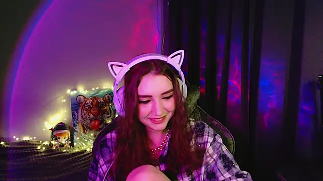 Celia Sensual  online show from July 11, 8:20 pm
