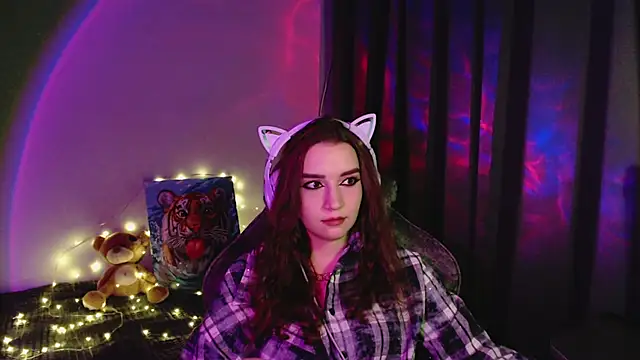 Celia Sensual  online show from July 17, 7:50 pm