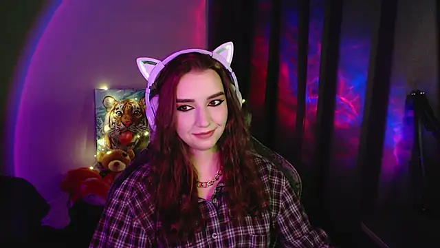 Celia Sensual  online show from June 20, 7:39 pm