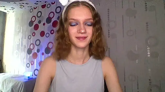 Chrissy Joyful online show from April 4, 5:17 am