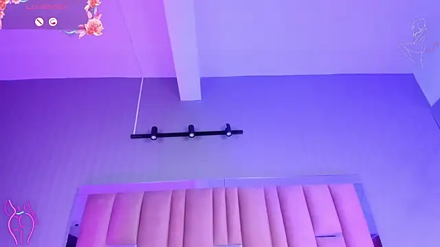 Saory     online show from April 21, 1:31 am