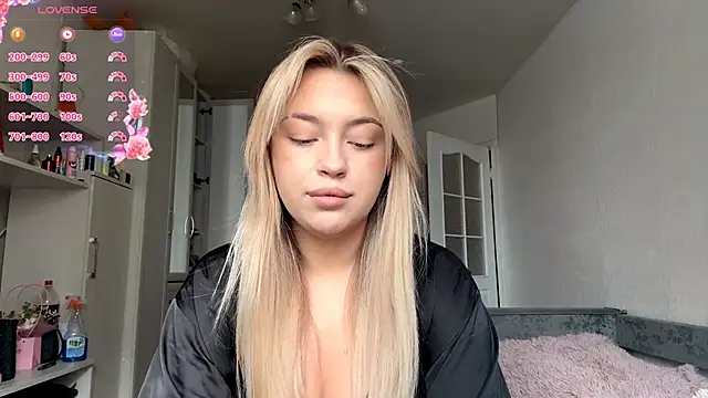 WonderedFlair online show from March 15, 9:33 am