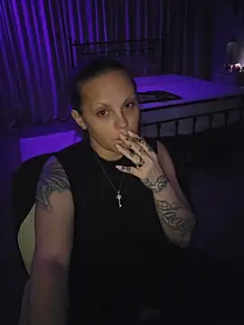 NoellleSnow online show from May 31, 6:41 am