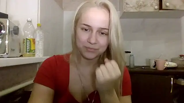 Barbie   girl online show from April 30, 7:41 pm