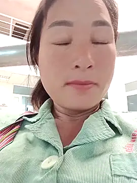Yuhi3d online show from April 30, 2:39 am