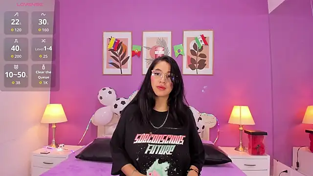 YayaQueen online show from June 28, 12:56 pm