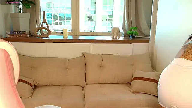 Sally Diazz online show from April 23, 12:29 pm