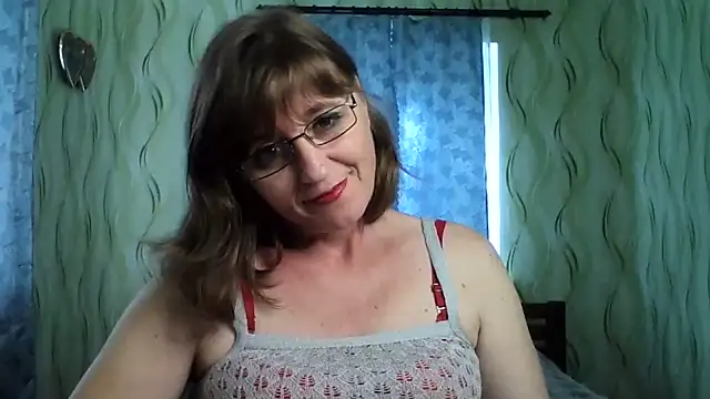 Alisaprice077 online show from July 23, 1:52 pm