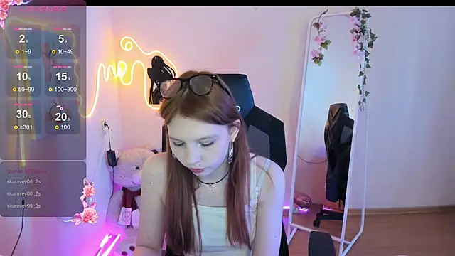 Ember Vexen online show from April 7, 9:00 am