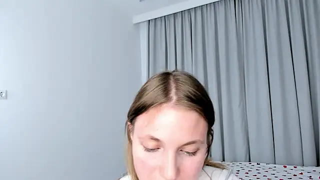 ErinnPieloch online show from March 14, 7:59 pm