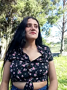 JohanitaRex online show from March 22, 8:59 pm