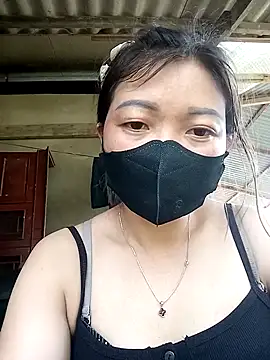 Bling-pusy online show from April 6, 5:30 am