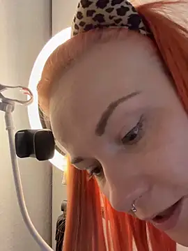 Fiebie licious  online show from April 25, 4:26 am