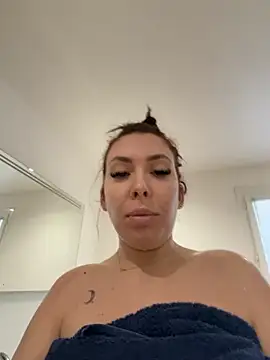 Loanna FR online show from March 8, 11:58 am