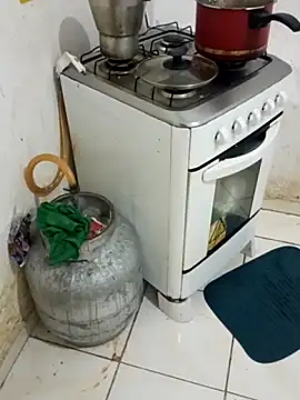 Larissa   br online show from March 11, 8:33 pm