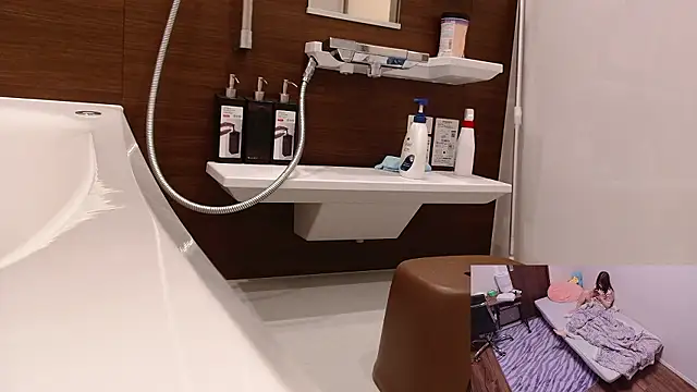 BANANA GOGO online show from March 29, 8:02 am