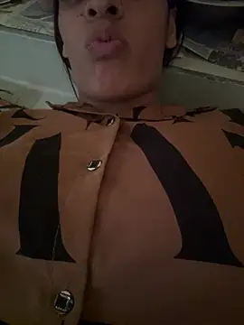 Manpreet057 online show from April 8, 11:34 am