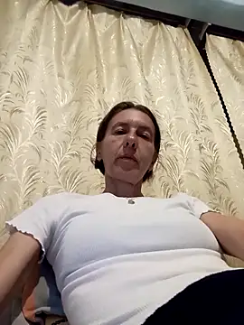 Tania9876 online show from June 10, 7:34 pm