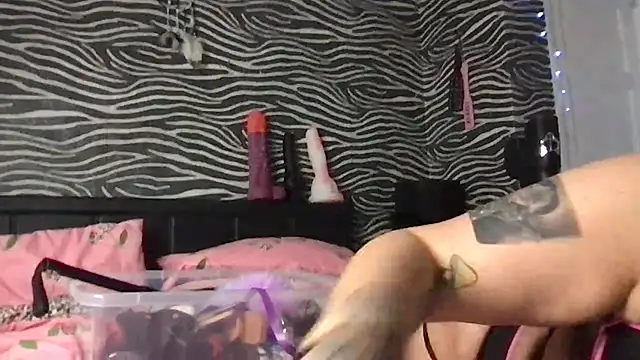 scottishdomintarix online show from March 12, 10:12 pm