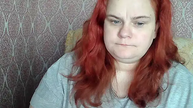 DollyGersonn online show from April 14, 5:29 am