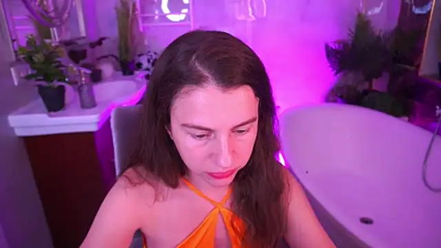 LittleJulii online show from July 11, 2:28 pm