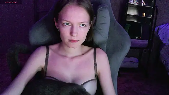 Di live online show from March 11, 10:19 am