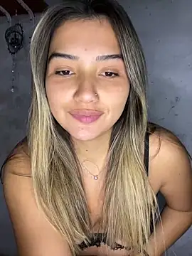 miicbebita online show from April 9, 2:44 pm