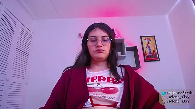 selene cutie online show from April 10, 5:41 pm