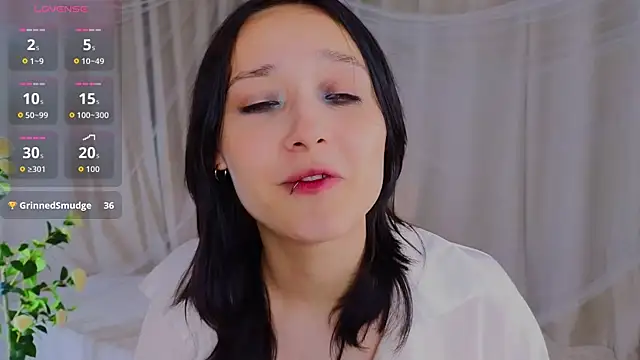 DarcyBlackwood online show from July 6, 2:06 am