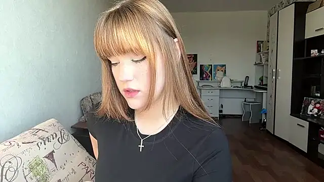 AnnaWasp online show from May 17, 5:28 am