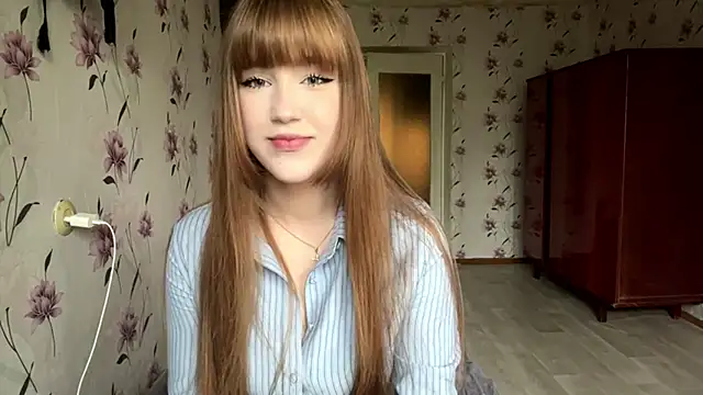 AnnaWasp online show from May 18, 4:18 am