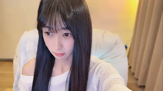 xiaooyee online show from March 17, 2:43 pm